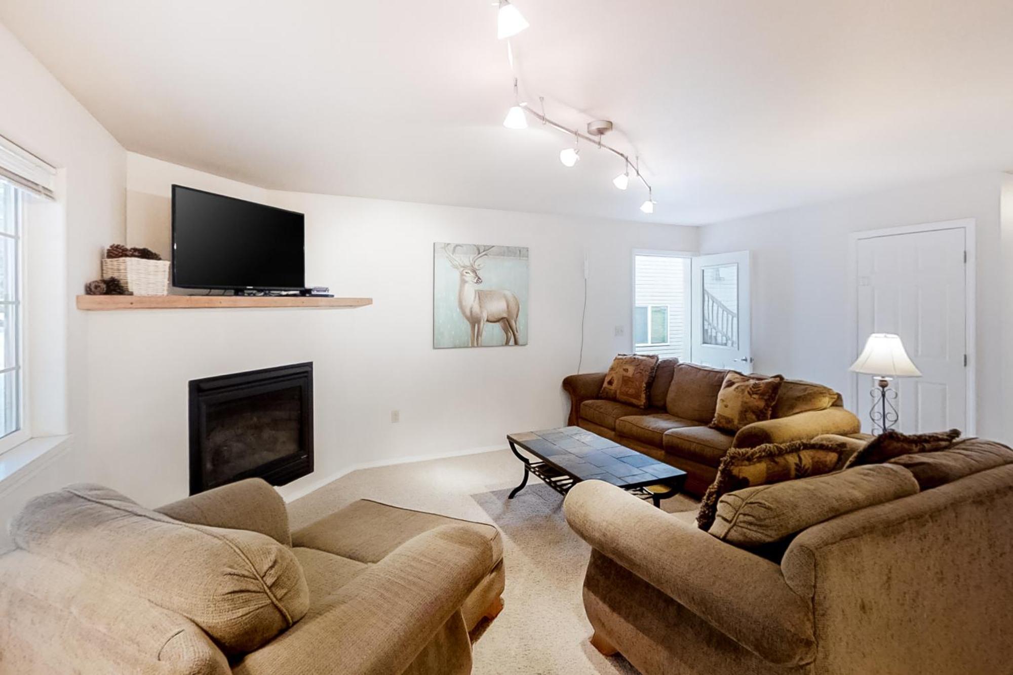 Creek Condos Joseph Chambre photo